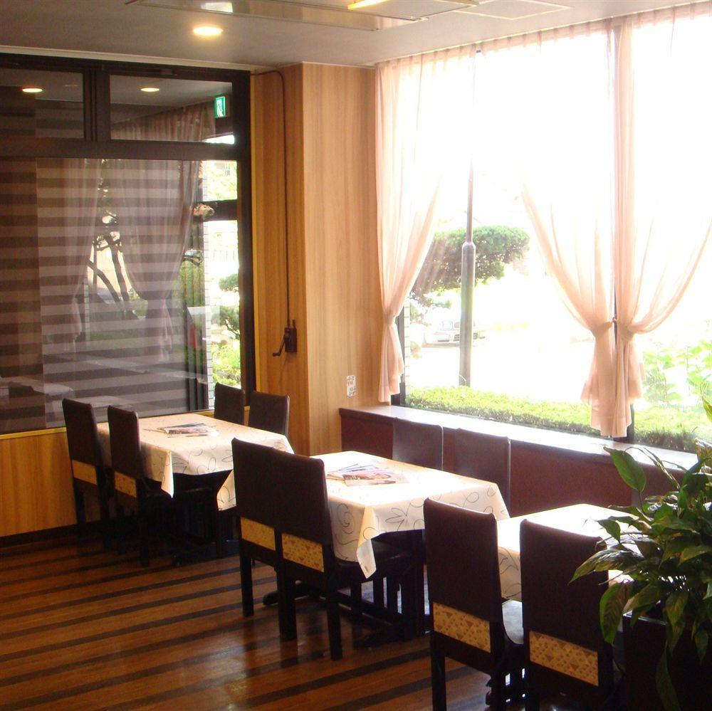 Apa Hotel Tsubame-Sanjo Ekimae Екстериор снимка